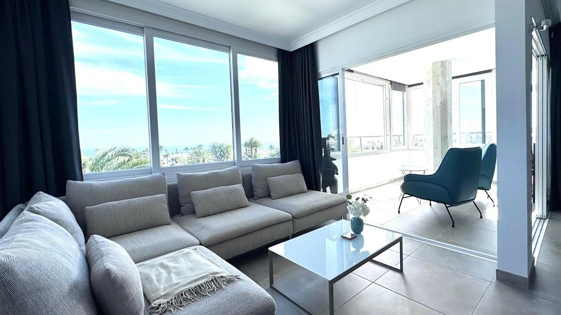 Excelsior I Sea View Apartment Maspalomas